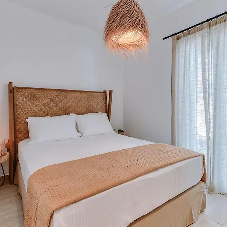 Ardilia Cosy Antiparos Town